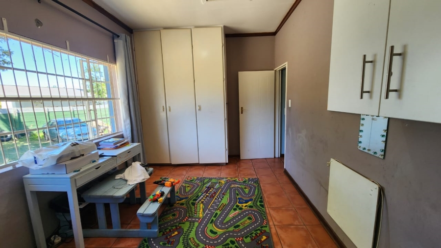 To Let 4 Bedroom Property for Rent in Dan Pienaar Free State